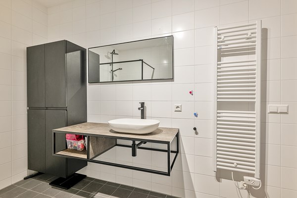 Medium property photo - Nida Senffstraat 11, 1095 MX Amsterdam